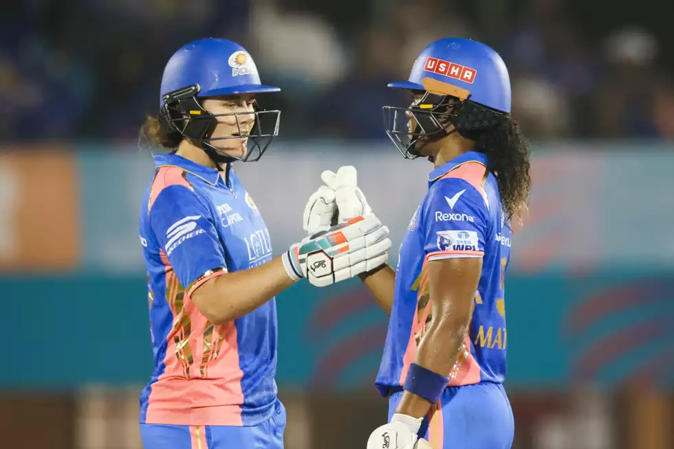 Middle-overs masterclass seals the deal for MI Middle-overs masterclass seals the deal for MI